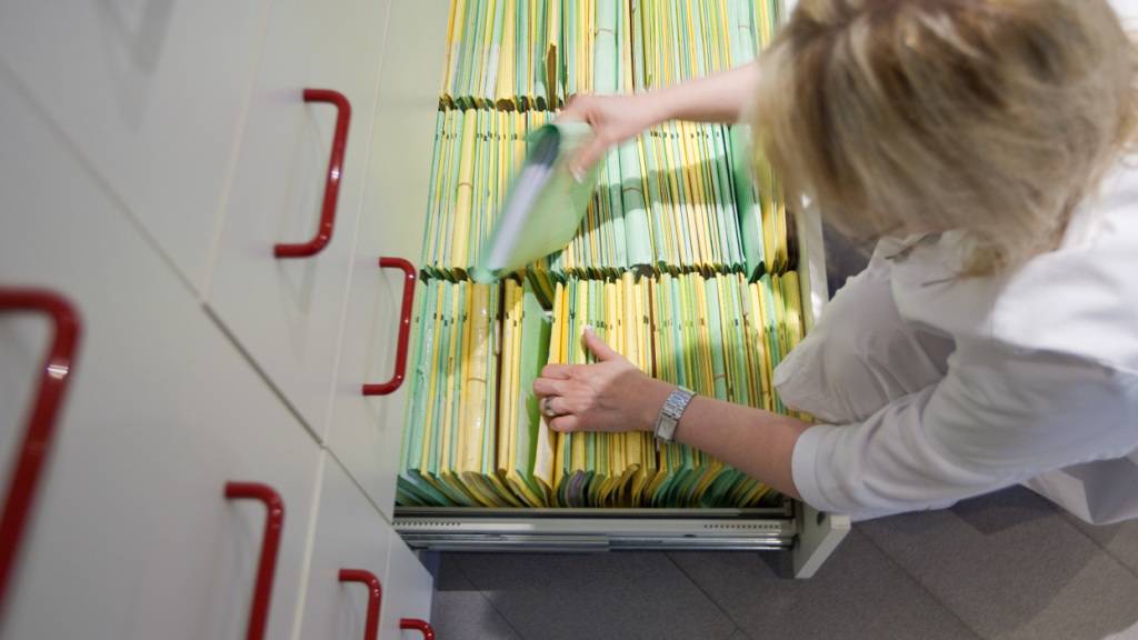 Unterlagen über medizinische Behandlungen enthalten sensible Daten. (Symbolbild)