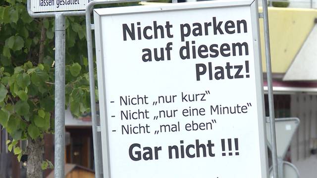 Hinweistafeln mal anders: „Hier wirklich nicht parkieren“