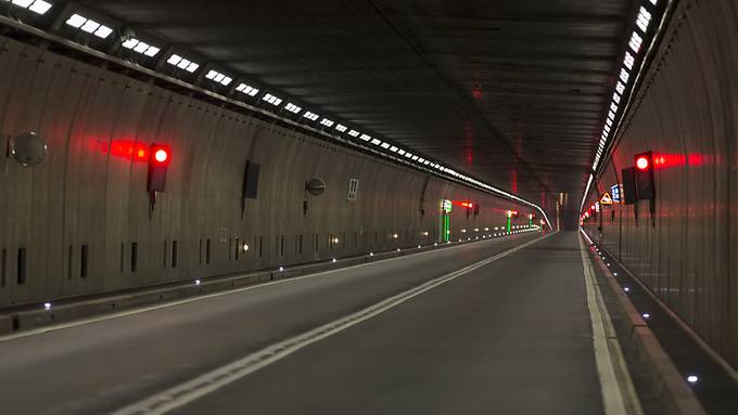 Berner fährt betrunken durch den Gotthard-Tunnel