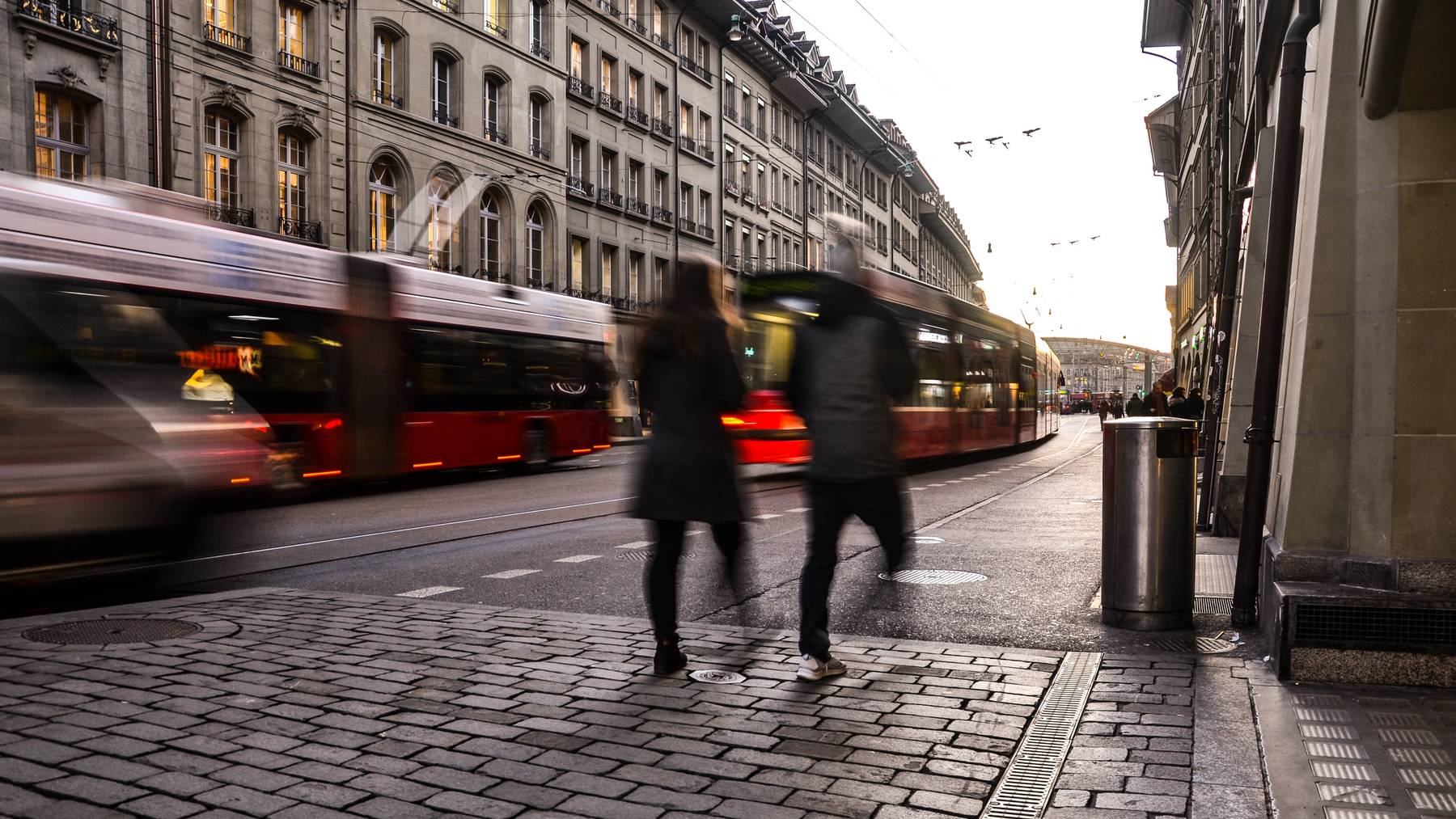 Bern_Tram_ÖV_Stadt_3_unsplash