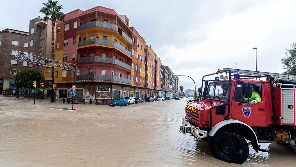Überschwemmungen in Spanien: In der Stadt Molina de Segura stehen Strassenzüge unter Wasser.