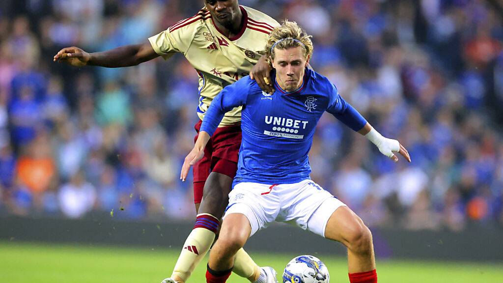 Chris Bedia und Servette verlieren nur knapp gegen die Glasgow Rangers