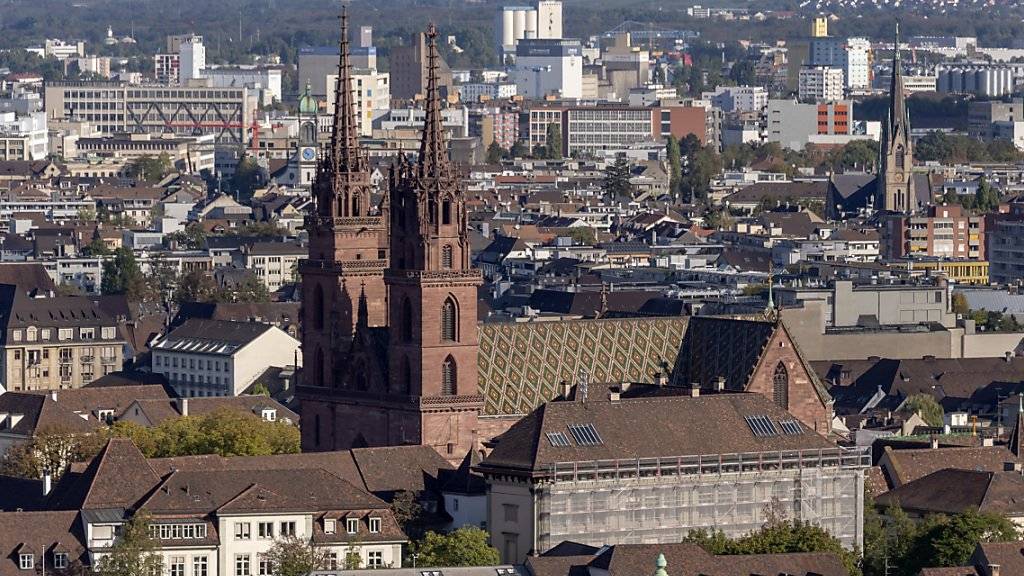 In Basel wurde in der Nacht auf Sonntag ein Mann durch mehrere Schüsse verletzt. (Symbolbild)