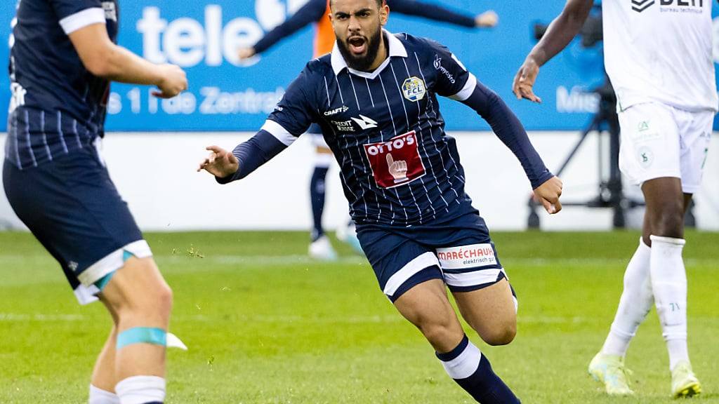 Nur eine Minute nach dem Ausgleich trifft Joker Sofyan Chader zum 2:1 für Luzern - es sollte der Siegtreffer für die Innerschweizer sein