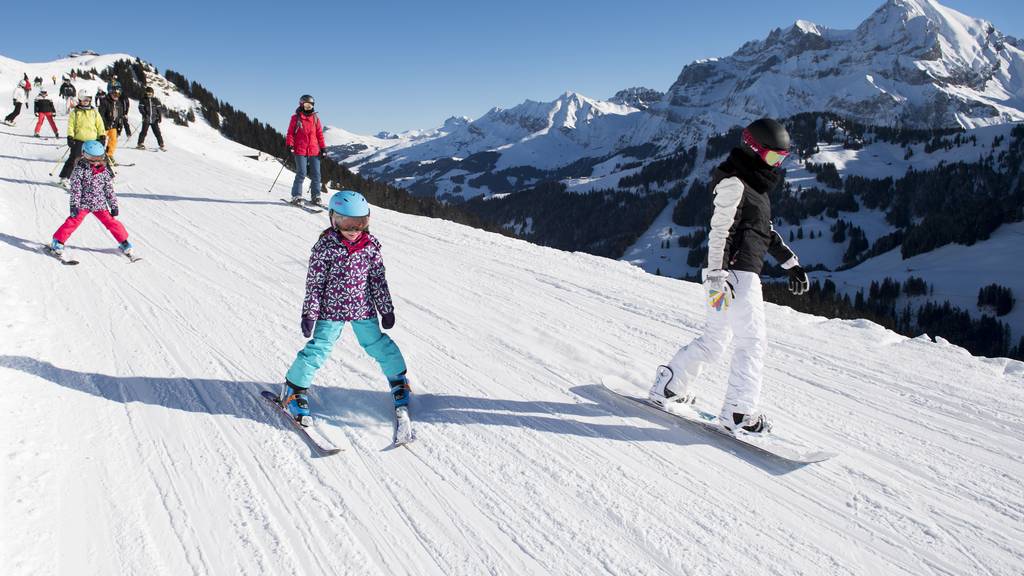 Kinder fahren nächste Saison im Skigebiet Adelboden-Lenk an Samstagen gratis.