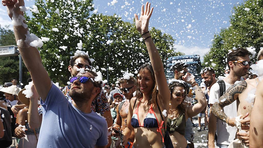 Die Lake Parade in Genf zog nach einem Unterbruch von sechs Jahren zehntausende in ihren Bann.