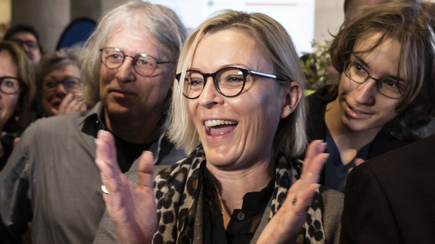 Astrid Bärtschi bei der Bekanntgabe des Wahlresultats.