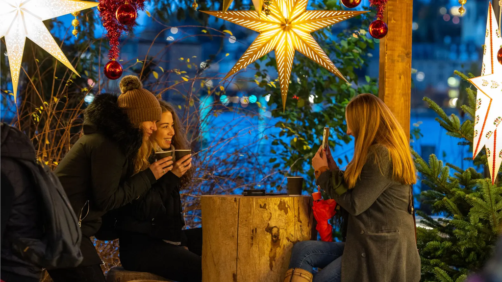 Leckereien und reduzierte Lichter – «Rudolfs Weihnacht» läutet die Adventszeit ein