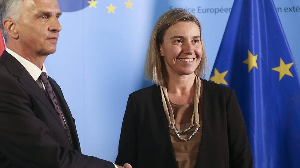 Bundesrat Didier Burkhalter hat EU-Aussenbeauftragte Federica Mogherini in Brüssel getroffen, um mit ihre über die Schweiz und aussenpolitische Themen zu reden.