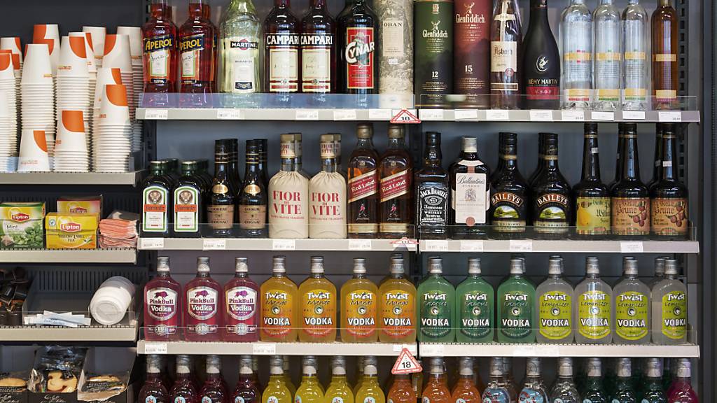 Schweizer Online-Shops scheitern bei Alkoholtestkäufen kläglich