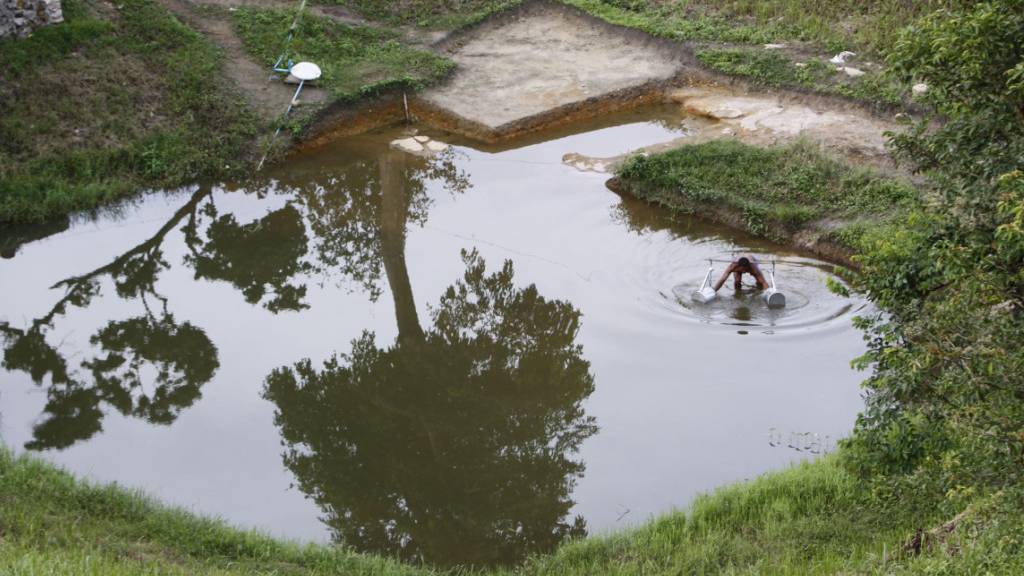 Die Übernutzung des Grundwassers führt unter anderem in Südostasien zu Problemen. (Archivbild)