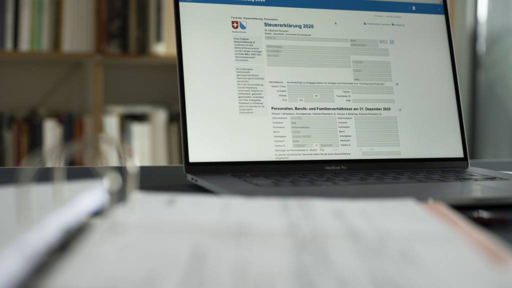 Das Steuerwesen soll im Kanton Luzern für die Steuerpflichtigen noch digitaler werden. (Symbolbild)