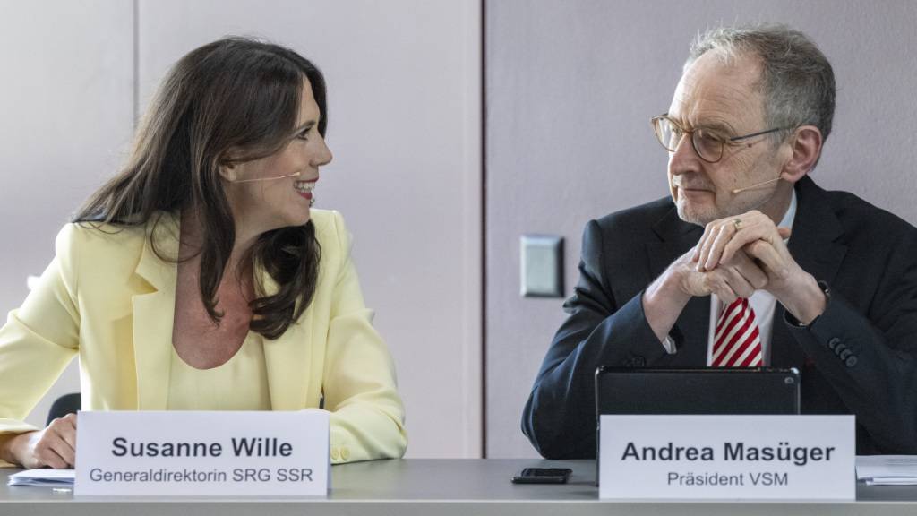 Zusammen in die Zukunft: SRG-Generaldirektorin Susanne Wille und Verleger-Verbandspräsident Andrea Masüger