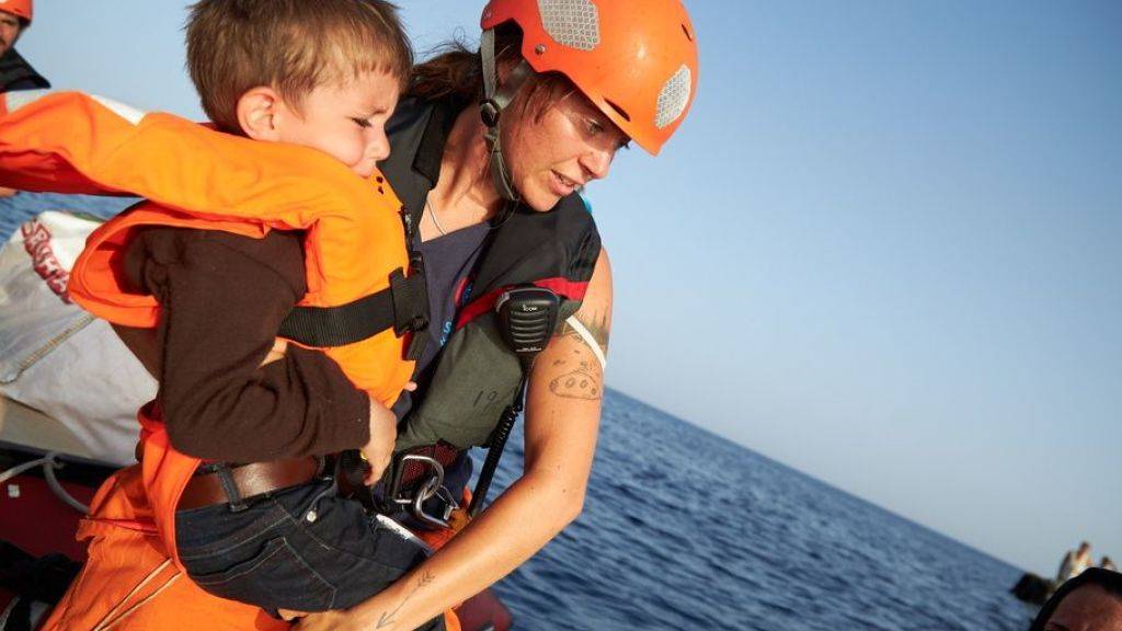 Sea-Eye-Mitarbeiter haben mit dem Rettungsschiff Alan Kurdi auf ihrer letzten Mission 44 Flüchtlinge gerettet. (Archiv)