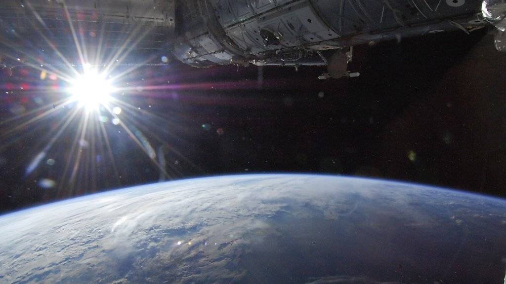 Die Astronauten auf der internationalen Raumstation ISS müssen sich vor Strahlen von der Sonne in Acht nehmen. (Archivbild)