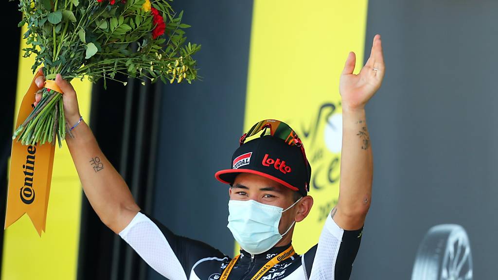 Blumen für den Sieger: Caleb Ewan gewann nach der 3. auch die 11. Etappe der diesjährigen Tour de France