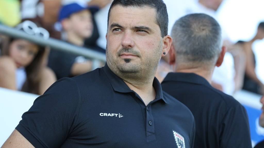 FC-Aarau-Trainer Brunello Iacopetta gewann mit seiner Mannschaft bislang alle sieben Meisterschaftsspiele der Saison