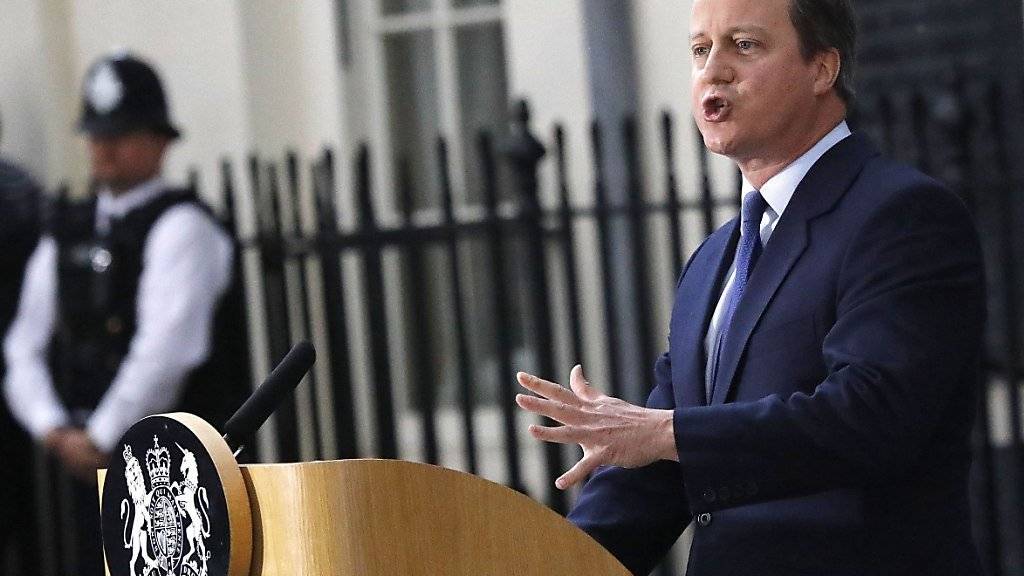 David Cameron bei einer Rede nach seinem offiziellen Rücktritt als Premierminister - nun gibt er auch seinen Parlamentssitz auf.