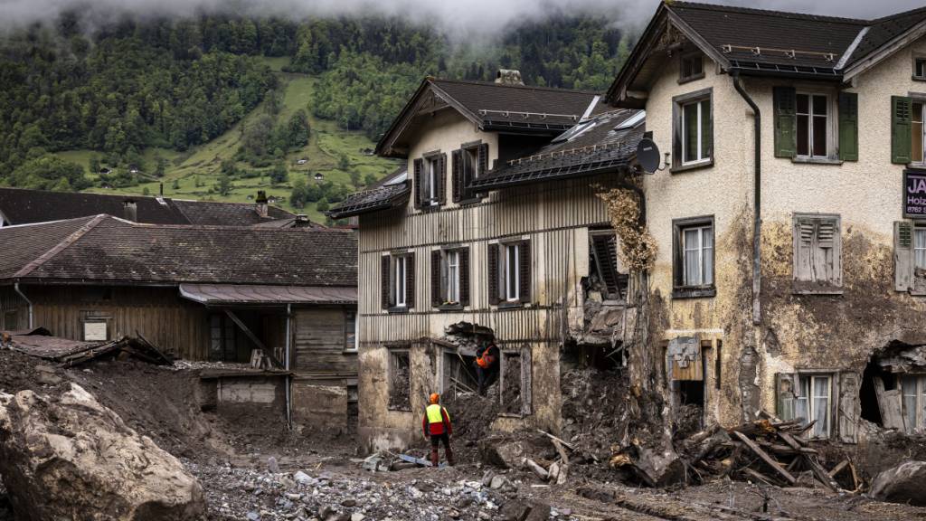 Geld für neue Strasse nach Erdrutschen in Schwanden GL zugesichert