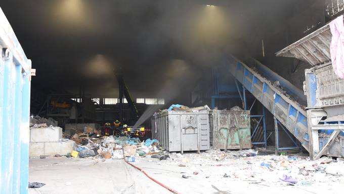 Brand in Abfallentsorgungsanlage