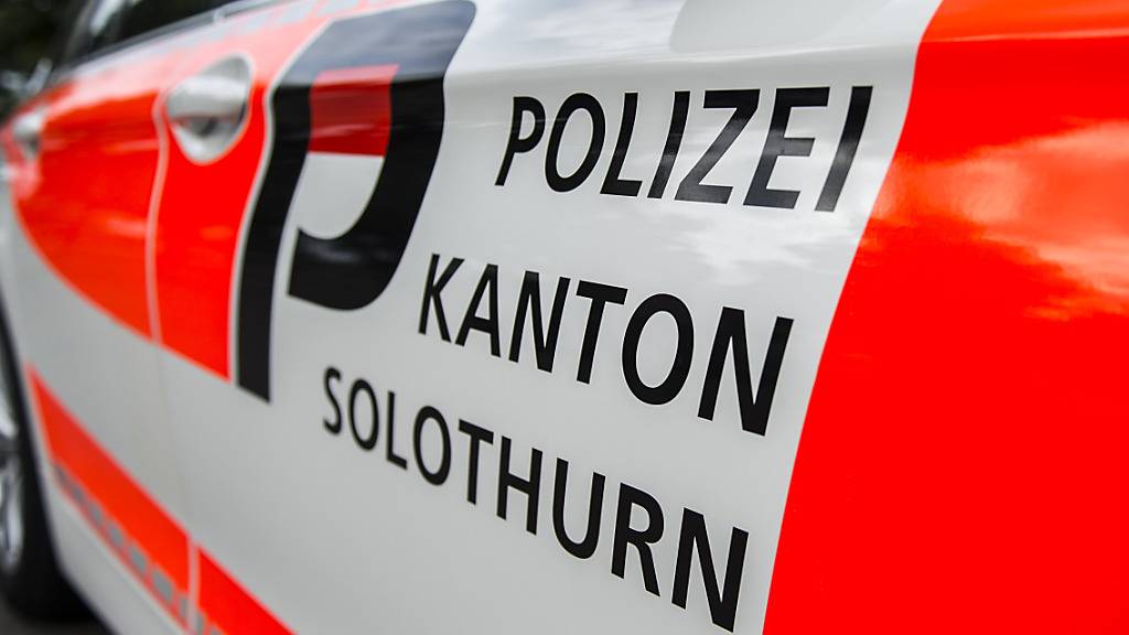 Die Kantonspolizei Solothurn musste sich am Freitag mit einem Verkehrsunfall in Laupersdorf befassen. (Symbolbild)