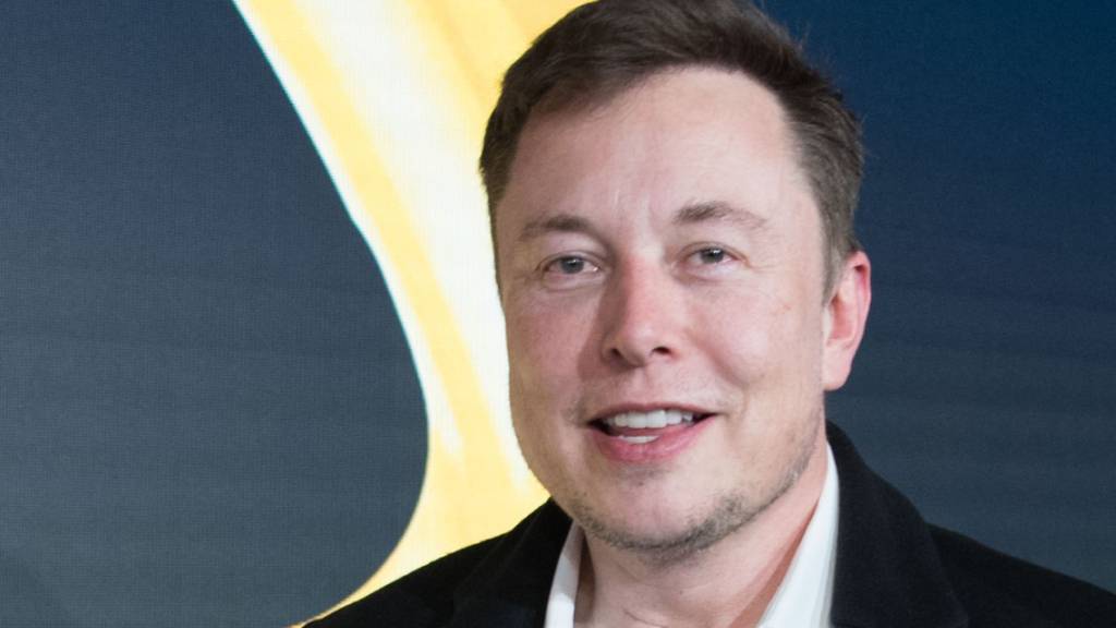 Tesla-Chef Elon Musk lässt seine Follower auf Twitter darüber abstimmen, ob er ein Aktienpaket von 10 Prozent verkaufen soll. Erste Ergebnisse zeigen, dass dieser Vorschlag auf Zustimmung stösst. (Archivbild)