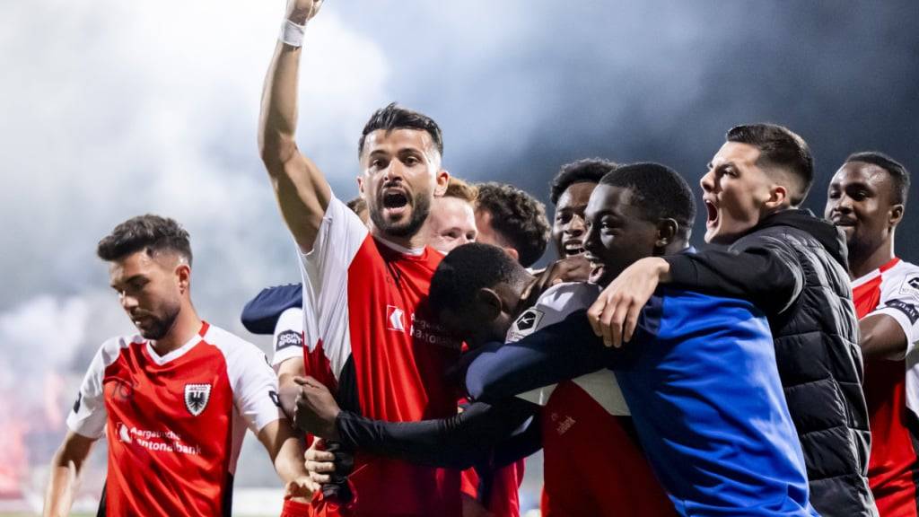 Grosser Jubel bei den Spielern des FC Aaraus nach dem Treffer zum 2:1 in der Nachspielzeit
