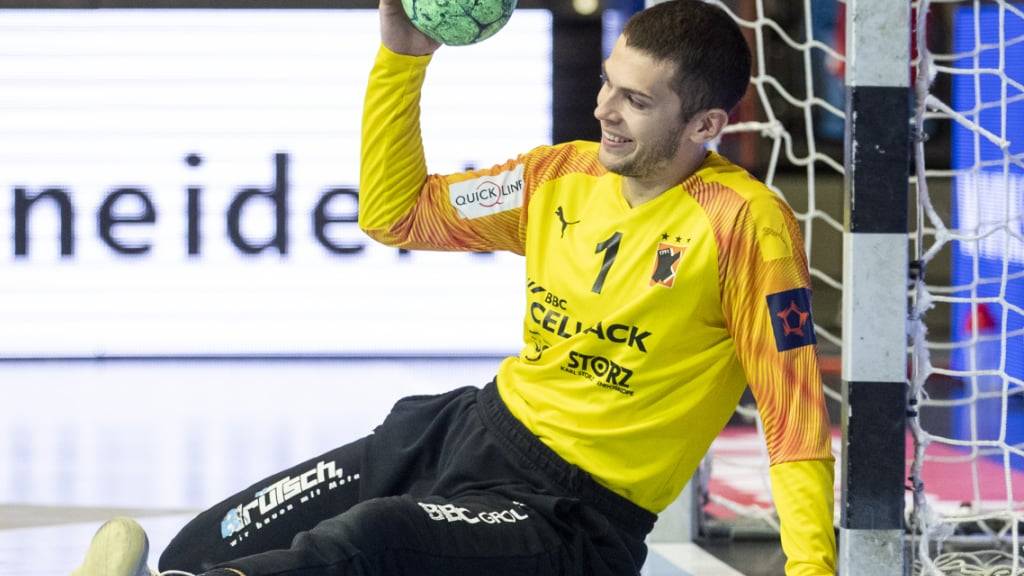 Der österreichische Handball-Goalie Kristian Pilipovic entschied mit 18 Paraden den Spitzenkampf in Kriens zu Gunsten der Kadetten Schaffhausen
