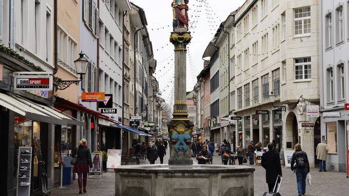 Polizei verhaftet zwei Männer nach Diebestour durch die Schweiz