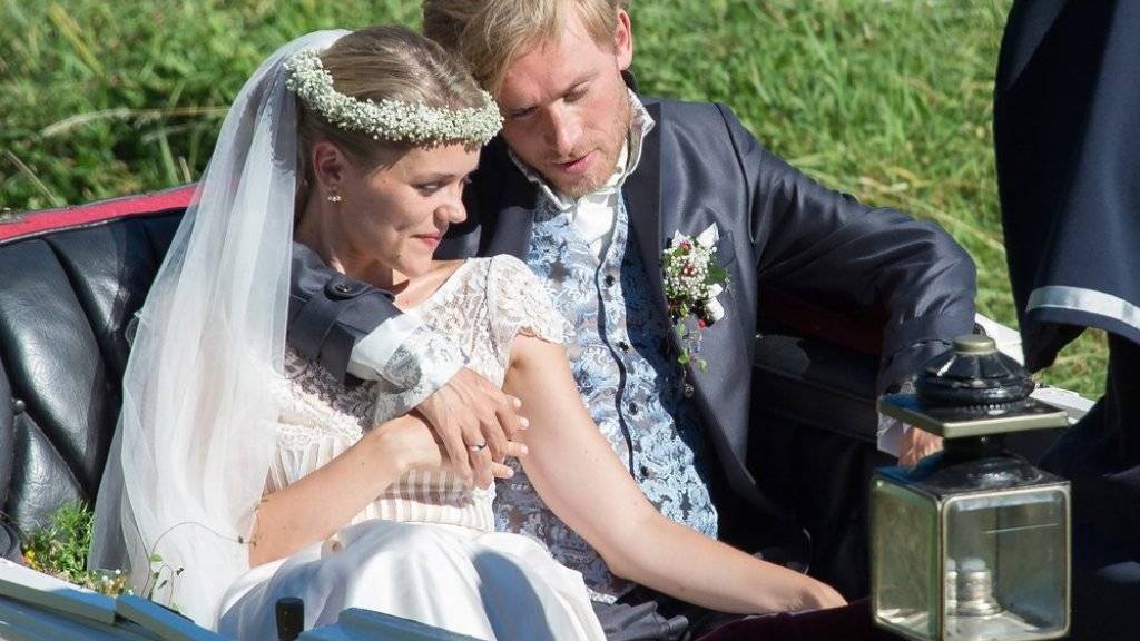 Sarah Elena Timpe und Samuel Koch haben «Ja» gesagt: Das Schauspieler-Paar heiratete am Wochenende in einer Kirche an der deutsch-schweizerischen Grenze.