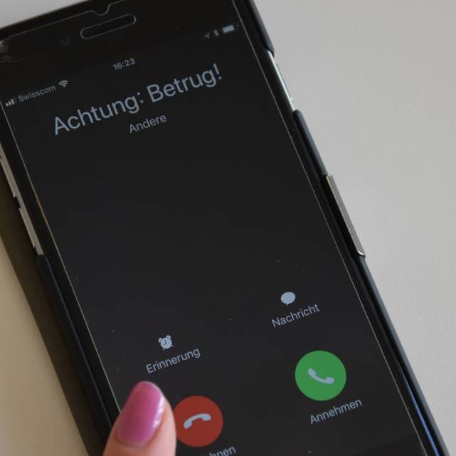 Mutmassliche Telefonbetrügerin in Bern festgenommen