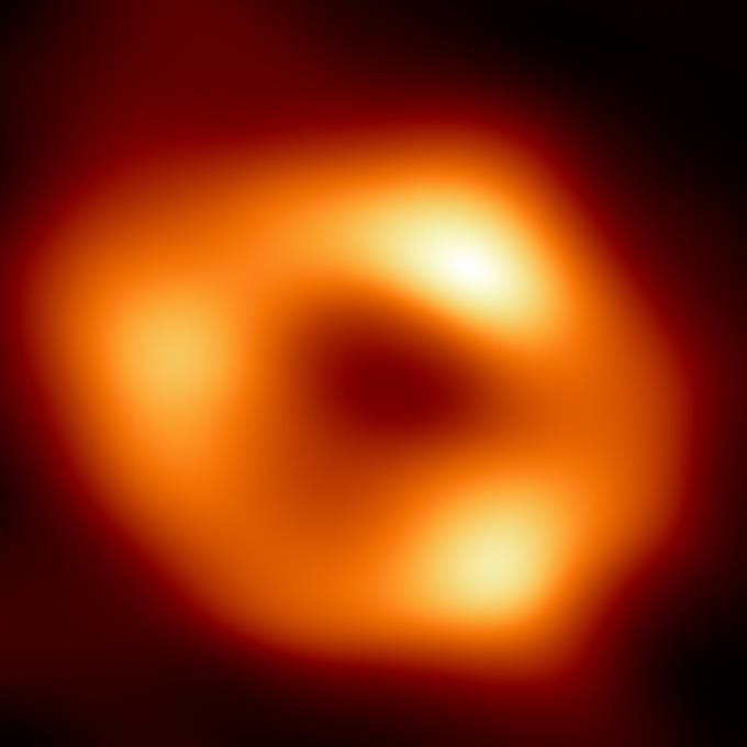 So sieht das schwarze Loch im Zentrum der Milchstrasse aus