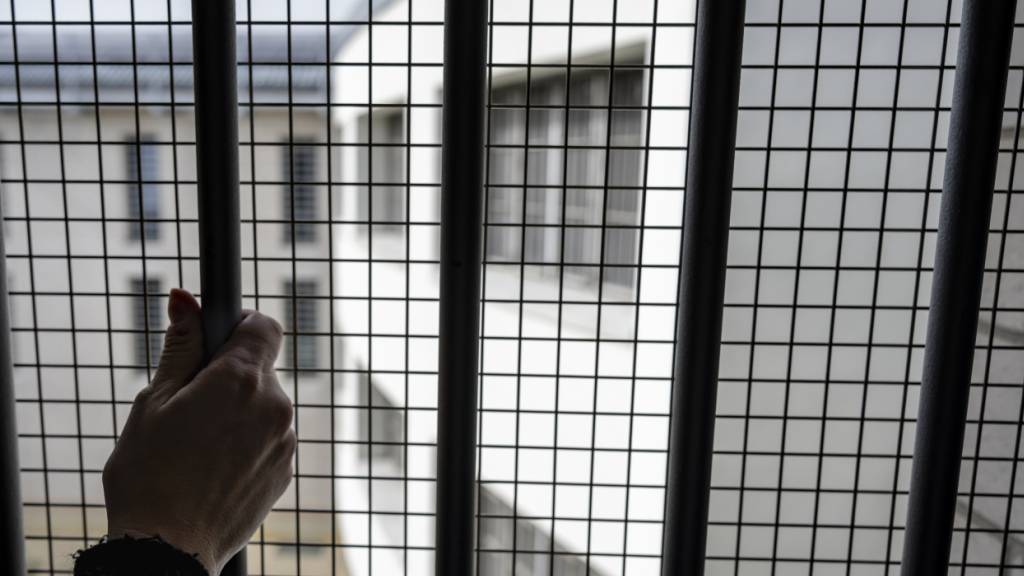 Anti-Folter-Kommission kritisiert überbelegte Schweizer Gefängnisse