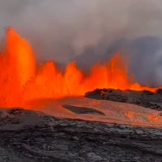Spektakuläre Bilder zeigen Vulkanausbruch auf Hawaii