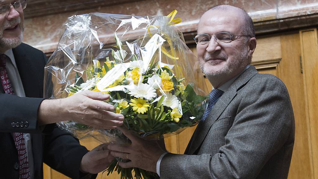 Fulvio Pelli zieht es zurück auf die Politbühne. Bild seiner Verabschiedung im Nationalrat 2014.