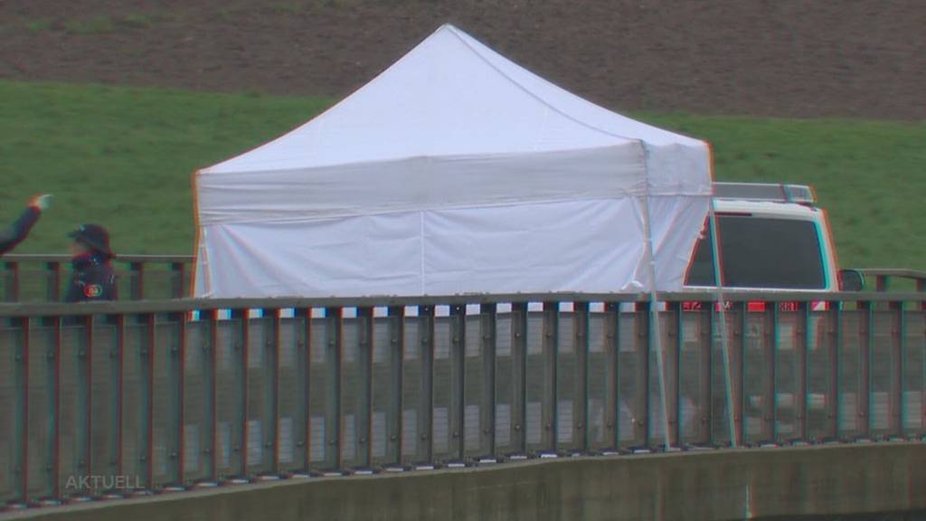 Mordprozess Würenlos: Aargauer strangulierte seine Partnerin und legte sie auf Limmatbrücke