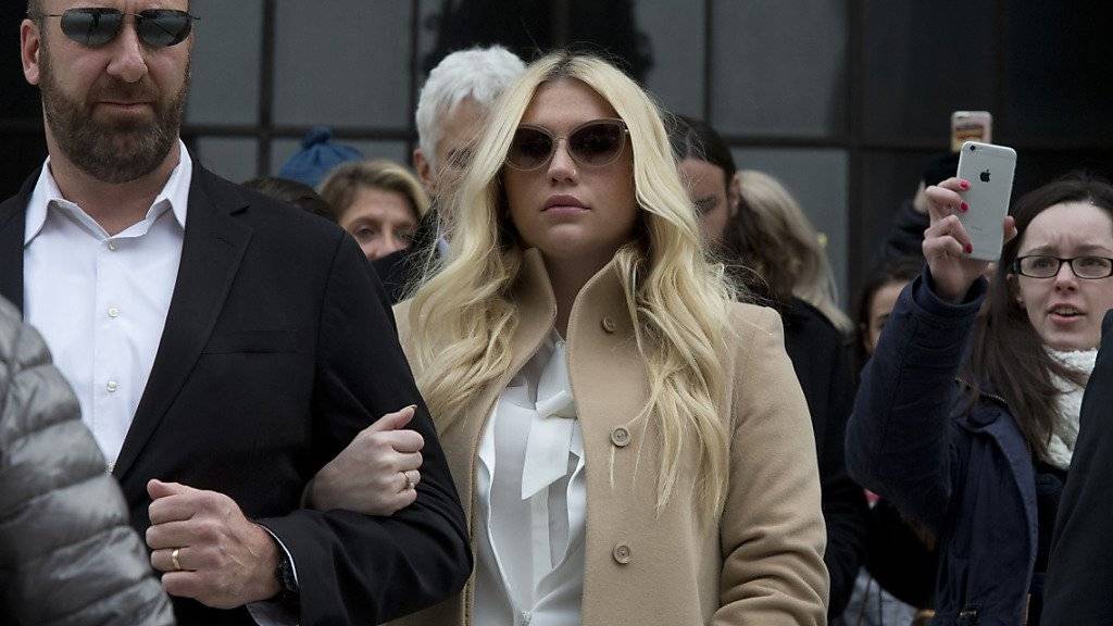 Der New Yorker Supreme Court geht nicht auf Keshas Missbrauchsvorwürfe gegen ihren Produzenten ein: Die inkriminierten Vorfälle hätten sich ausserhalb des Staates New York ereignet, hiess es am Mittwoch.