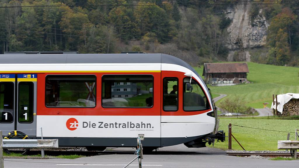 Ab morgen Freitag gibts auf ausgewählten Zügen und Streckenabschnitten des Tarifverbunds Passepartout Sparbillette - unter anderem auch auf der Strecke Luzern Engelberg. (Archivbild)