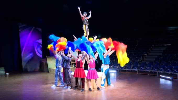 Circus Monti entführt Publikum in Künstler-Atelier