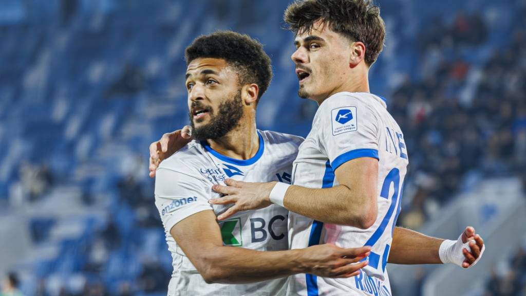 Donat Rrudhani (rechts) lässt sich erneut als Torschützen feiern