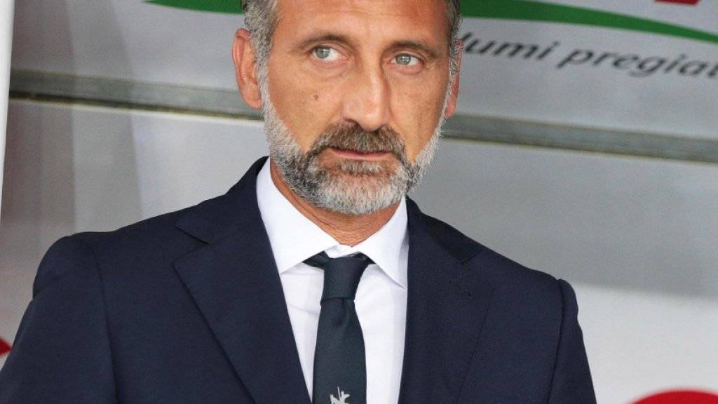 Trainer Lorenzo D'Anna von Chievo Verona befindet sich in der Serie A mit seinem Team nach dem Abzug von drei Punkten mit zwei Zählern im Minus