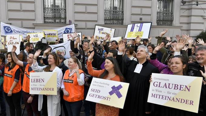 Proteste gegen neue Karfreitagsregelung