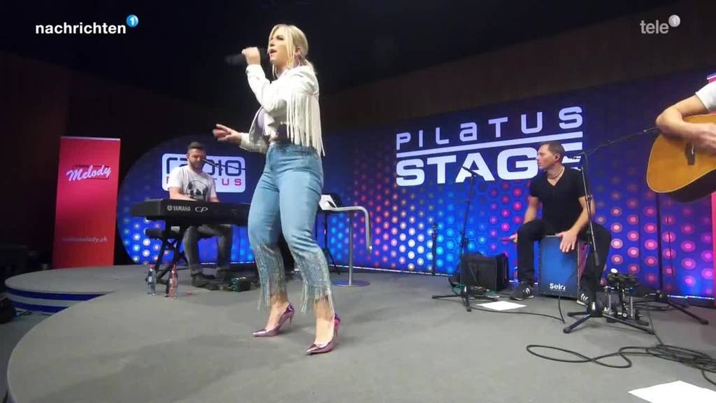 Beatrice Egli auf der Radio Pilatus Stage