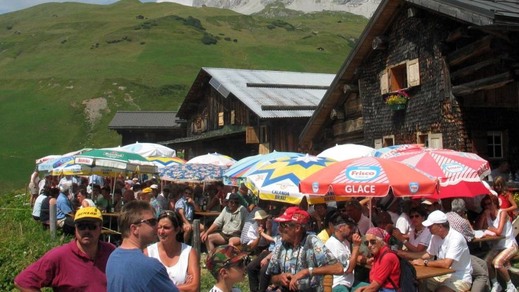 Tourismus in der Krise: Gut möglich, dass die Schweizer im Sommer 2020 Ferien in den Bergen statt am Meer machen werden. (Archiv)