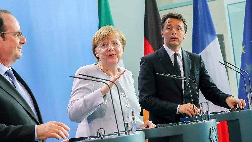 Demonstrative Einigkeit in Berlin: Hollande, Merkel und Renzi (v.l.) fordern gemeinsam einen «neuen Impuls» für die EU.