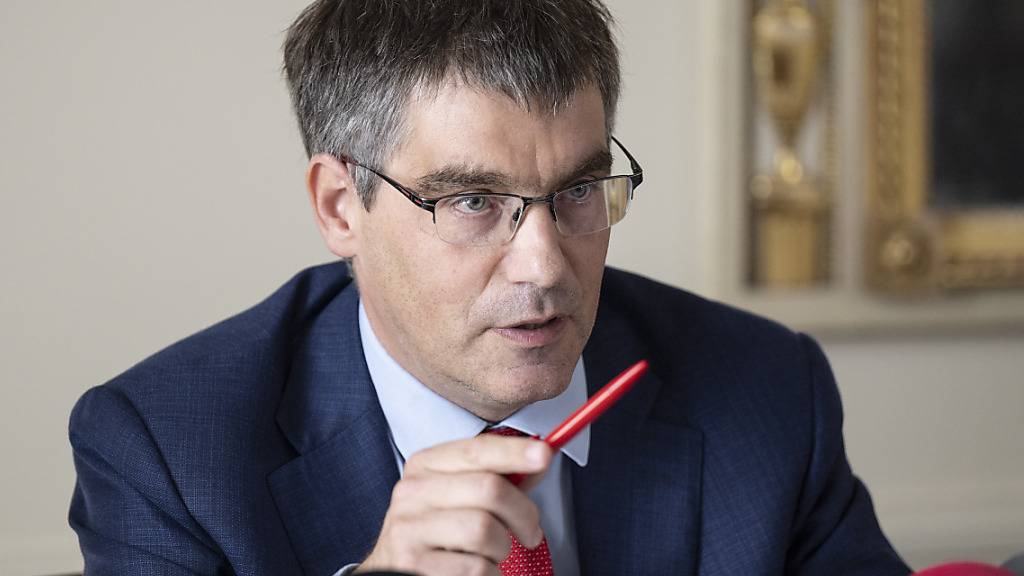 Der Waadtländer SP-Nationalrat Roger Nordmann geht ins Rennen um Alain Bersets Bundesratssitz.