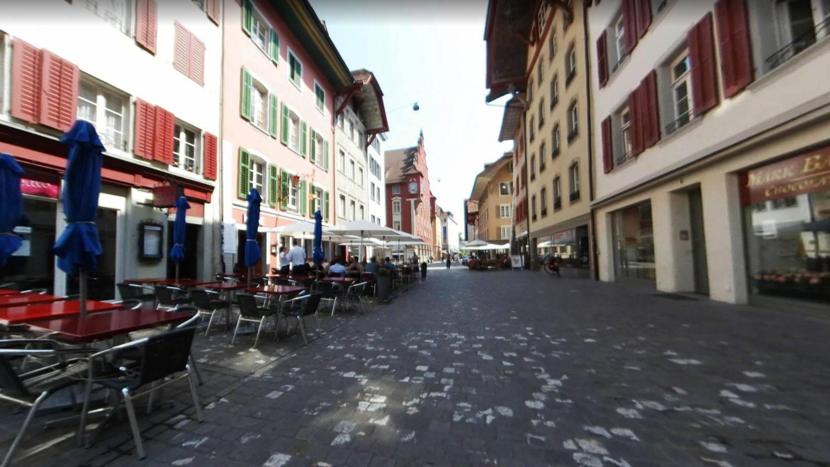 Am Sonntag detonierte ein Feuerwerkskörper in der Nähe der Kronenbar in der Aarauer Innenstadt.