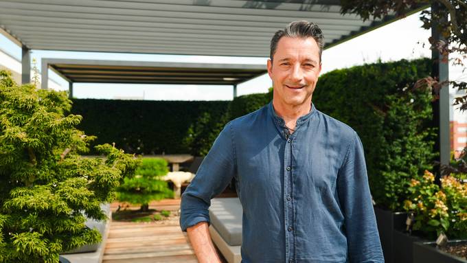 Silvio zeigt seinen «modernen Terrassengarten»