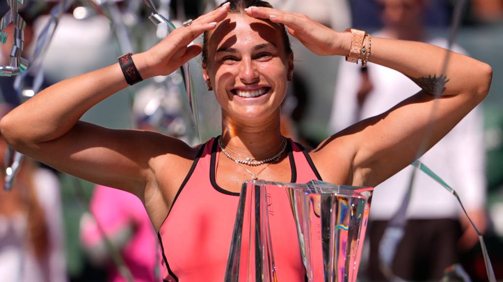 Aryna Sabalenka freut sich über den ersten Titel am WTA-1000-Turnier von Indian Wells