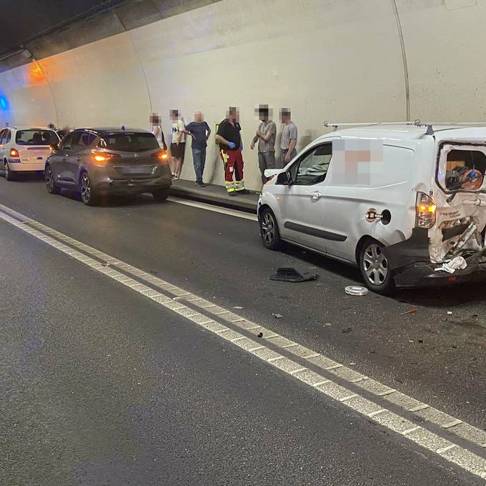 Vierfach-Crash in Schaffhausen fordert sieben Verletzte